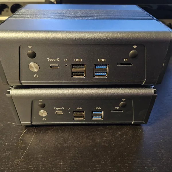 Topton AMD Ryzen 7 5825U 8-core mini-PC