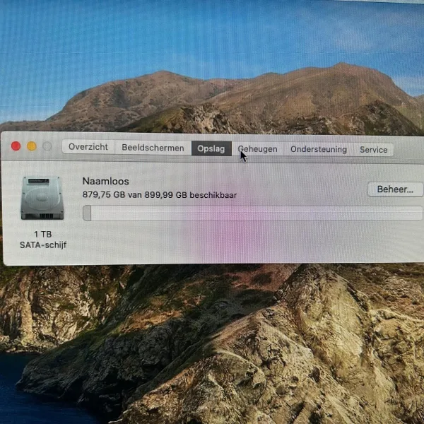 Apple iMac 21.5-inch & LED Cinema Display (27-inch)