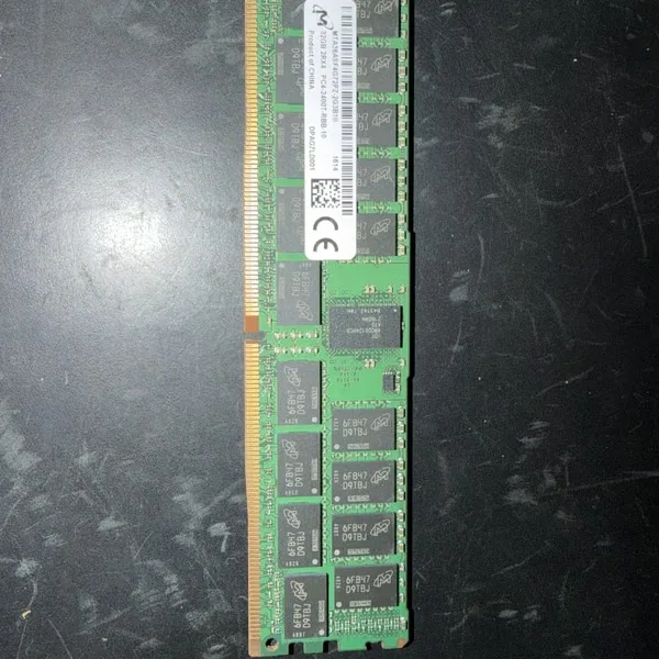 Micron MTA36ASF4G72PZ-2G3B1