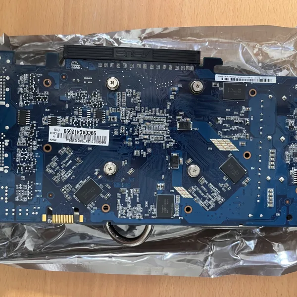 ASUS GeForce EN9600GT Silent (512MB GDDR3)